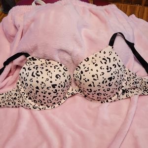Victoria secret push-up Bra 36DD